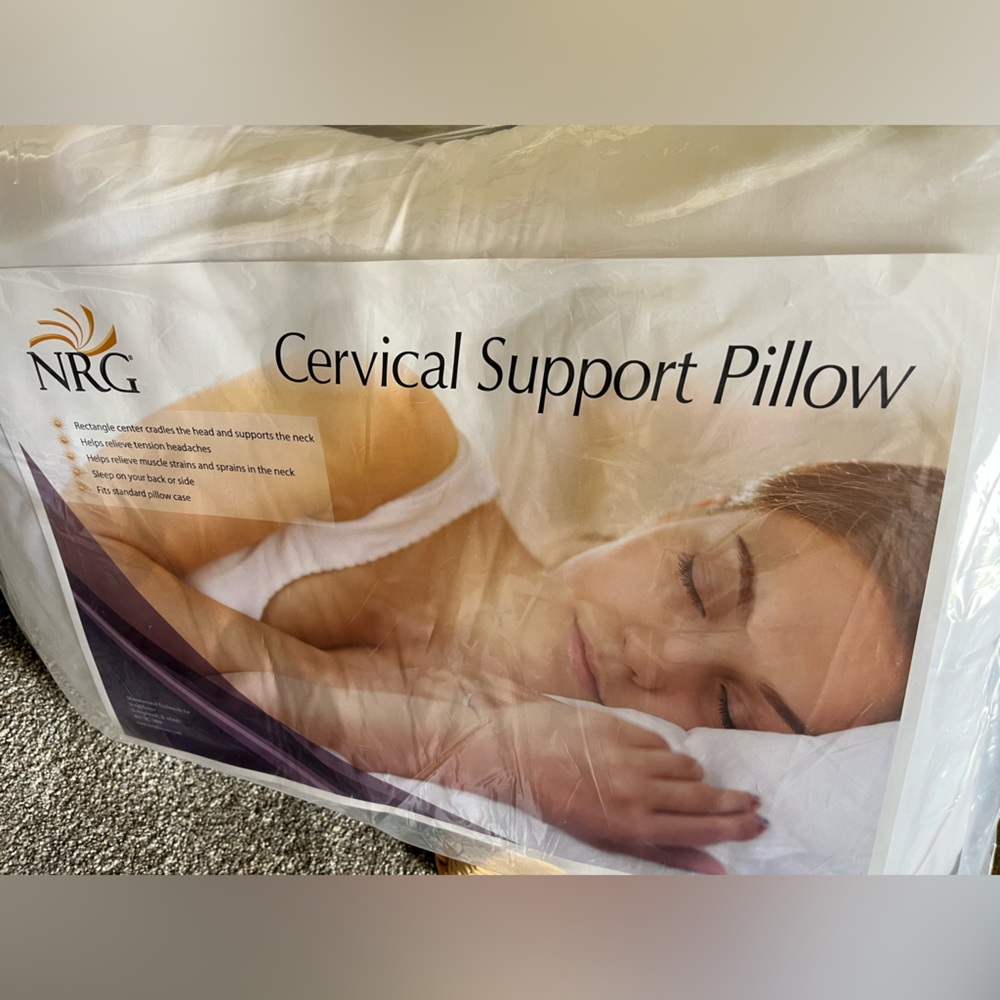 NWT Made in USA Cervical Support Pillow